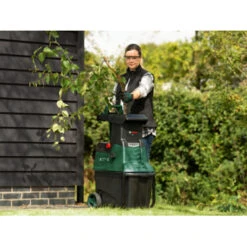 Bosch Hakselaar AXT 25 TC -Gardena Verkoop 123 1832