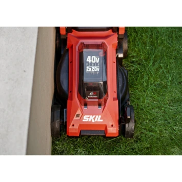 SKIL 20V Grasmaaier 0130BA Brushless 34cm + 2 Accu's 2,0Ah + Snellader 8 SKIL 20V Grasmaaier 0130BA Brushless 34cm + 2 Accu's 2,0Ah + Snellader - Afbeelding 6