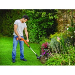 Black & Decker BLACK+DECKER 18V Trimmer ST182320 25cm Incl. 2,0Ah Accu + Lader -Gardena Verkoop 123 2501