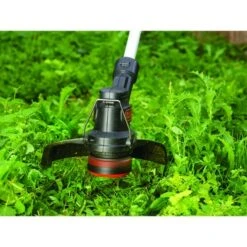 Black & Decker BLACK+DECKER 18V Trimmer ST182320 25cm Incl. 2,0Ah Accu + Lader -Gardena Verkoop 123 2502