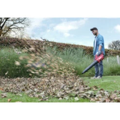 SKIL 20V Bladblazer 0330AC Brushless 2,5Ah Accu + Snellader 17 SKIL 20V Bladblazer 0330AC Brushless 2,5Ah Accu + Snellader -Gardena Verkoop 123 2666