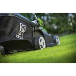 LUX 20V Accu Grasmaaier 37cm Incl. 2 Accu's 4,0Ah + Lader 16 LUX 20V Accu Grasmaaier 37cm Incl. 2 Accu's 4,0Ah + Lader -Gardena Verkoop 123 2994