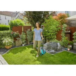 Gardena 18V Grasmaaier HandyMower 22cm Incl. 2,5Ah Accu + Lader 22 Gardena 18V Grasmaaier HandyMower 22cm Incl. 2,5Ah Accu + Lader -Gardena Verkoop 123 3039