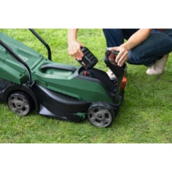 Bosch 18V Grasmaaier Citymower 32cm (Incl. 4,0Ah Accu + Lader) 11 Bosch 18V Grasmaaier Citymower 32cm (Incl. 4,0Ah Accu + Lader) -Gardena Verkoop 123 3099