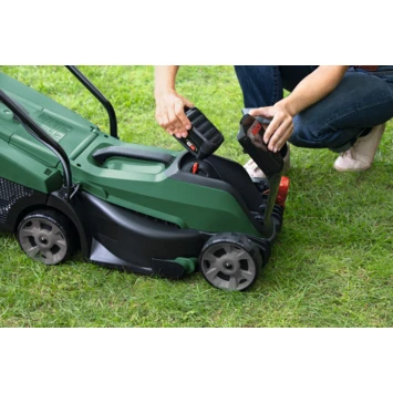 Bosch 18V Grasmaaier Citymower 32cm (Incl. 4,0Ah Accu + Lader) 7 Bosch 18V Grasmaaier Citymower 32cm (Incl. 4,0Ah Accu + Lader) - Afbeelding 5
